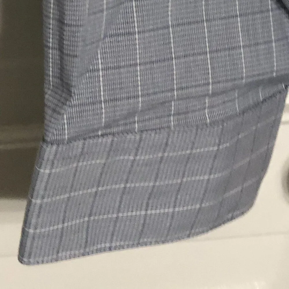 Calvin Klein Men’s Tech Active Stretch Dress Shirt Size XL Blue Plaid 17-17.5 34 - Picture 4 of 7